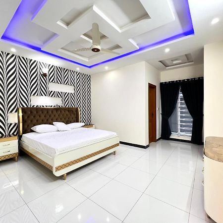 Luxury Executive 2Bedroom Apartment Convenient And Nice Location Islamabad Esterno foto